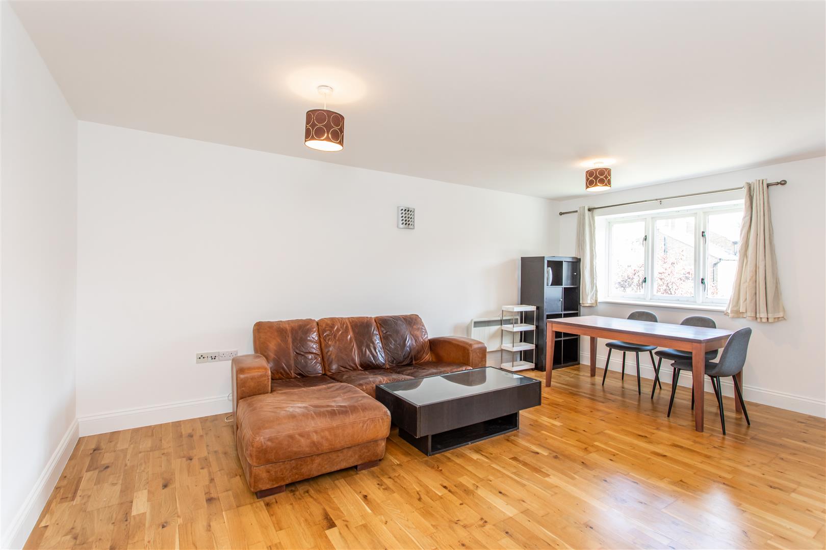 1 bed property in Westport Street, Limehouse